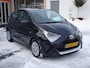 Toyota Aygo 1.0 VVT-i x-play Airco, achteruitrij camera, elektrische ramen, centrale vergrendeling, apple carplay, android auto, enz.
