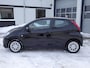Toyota Aygo 1.0 VVT-i x-play Airco, achteruitrij camera, elektrische ramen, centrale vergrendeling, apple carplay, android auto, enz.