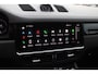 Porsche Cayenne Coupé 3.0 E-Hybrid / Panoramadak / 360Camera / Head-up / Achterasbesturing / Luchtvering / 22'' / Matrix LED / Softclose / Keyless / Bose / Sportdesign+Chrono / Dodehoek / Luxe Leder / ACC