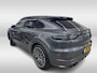 Porsche Cayenne Coupé 3.0 E-Hybrid / Panoramadak / 360Camera / Head-up / Achterasbesturing / Luchtvering / 22'' / Matrix LED / Softclose / Keyless / Bose / Sportdesign+Chrono / Dodehoek / Luxe Leder / ACC
