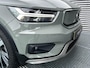 Volvo XC40 Recharge P8 AWD R-Design Panoramadak, Harman-Kardon premium audio, 360gr. Camera, Electr. stoelen, Semi electr. trekhaak, 20 inch lm-velgen, 1e eigenaar.