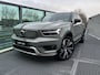 Volvo XC40 Recharge P8 AWD R-Design Panoramadak, Harman-Kardon premium audio, 360gr. Camera, Electr. stoelen, Semi electr. trekhaak, 20 inch lm-velgen, 1e eigenaar.