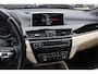 BMW X1 sDrive18i Centennial High Exe. 107.983 km! / Panoramadak / Head-up / Leder / 18'' / Keyless / Navigatie / Sportstoelen / Stoelverwarming / Cruise Control
