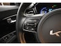 Kia Niro EV e-Niro DynamicLine 64 kWh 100% SOH Warmtepomp 3-Fase Laden Camera Winterpack