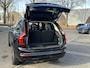 Volvo XC90 2.0 T8 Plug-in hybrid AWD Plus Dark 7-Persoons | Nieuwe Auto (1.000 km) | Vol Opties | Head-Up | Winterpakket | Harman & Kardon | Panoramadak | Memory Stoelen | Matrix-LED | 360 Camera | Rijklaar met Volledige Volvo Fabrieksgarantie