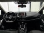 Nissan Qashqai 1.3 MHEV N-Connecta / Panorama dak / Navigatie full map / 360 Camera / Cruise control / Climate control / etc.