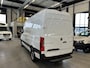 Mercedes-Benz Sprinter 317 CDI L2 H2 Pro / LED / MBUX / Navigatie / Camera / Parkeersensoren / Cruise control / Airco / 270 Graden achterdeuren