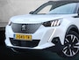 Peugeot e-2008 EV GT 50 kWh | Accurapport 90% | Panoramisch schuif-kanteldak | Camera | Navigatie