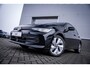Volkswagen Golf Life Edition eHybrid Inclusief €2000,- inruilvoordeel | Trekhaak, elektrisch uitklapbaar | 'App-Connect' draadloze smartphone integratie | Achterbank in ongelijke delen neerklapbaar incl. middenarmsteun en doorlaadmogelijkheid | Afstandscontrolesysteem (Front Assist)