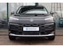 Volkswagen T-Roc Life First Edition Inclusief €2000,- inruilvoordeel | Trekhaak | 'App-Connect' draadloze smartphone integratie | Automatische afstandsregeling (Adaptive Cruise Control) | Buitenspiegels elektrisch instel-, verwarm- en inklapbaar