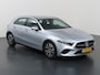Mercedes-Benz A-klasse 180 Star Edition | Thermotronic | Apple Carplay | Stoelverwarming | Widescreen | Achteruitrijcamera | Sportstoelen | Cruise Control Adaptief* |