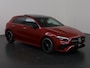Mercedes-Benz A-klasse 180 Business Solution AMG | Night pakket | 19 inch velgen | Panoramadak | Keyless entry |
