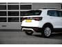 Volkswagen T-Cross 1.0 96PK TSI Life MANUAL | Lichtmetalen velgen multi-spaaks 16" | Airco | Cruise control adaptief | Autonomous Emergency Braking | 'App-Connect' draadlozen smartphone integratie | Airconditioning, handgeschakeld | Apple Carplay/Android Auto | Automatische afstandsregeling
