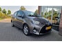 Toyota Yaris 1.5 Hybrid Trend, Navigatie, LM velgen, NL auto!