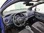Toyota Yaris 1.5 Hybrid Bi-Tone | Navigatie | Achteruitrijcamera | Bestuurdersstoel In Hoogte Verstelbaar | Buitenspiegels Elektrisch Verwarmd |