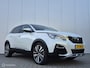 Peugeot 3008 1.2 PURETECH ALLURE/LEDER/LED/19''LMV/PARELMOER/CARPLAY