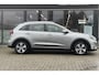 Kia Niro Hybrid 1.6 GDi Hybrid DynamicLine | Camera | Trekhaak | Navigatie | Parkeersensoren | 16" lichtmetalen velgen |