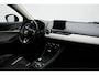 Mazda CX-3 2.0 SkyActiv-G Signature automaat met trekhaak, Apple Carplay en all-weather banden : volledig onderhouden