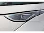 Volkswagen ID. Buzz Pro Bulli 86 kWh LWB 7p. 286PK / 210kW, LED Matrix (IQ.Lights), rondomzicht camera (Area View), verwarmbare voorruit, navigatie, verwarmbare voorstoelen + stuurwiel, achteruitrijcamera (Rear View), autonome parkeerfunctie (Park Assist Pro), dodehoekdetectie, 3-zone climatronic, draadloos telefoon laden, 20'' LMV 'Solna', dodehoekdetectie (Side Assist), draadloos Apple Carplay & Android Auto, DAB+, parkeersensoren voor en achter (pdc), adaptieve cruise control (acc), elektrisch verstel-, verwarm- en inklapbare buitenspiegels etc.