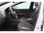 SEAT Leon ST 1.5 TSI FR Ultimate Edition Panoramadak, Virtual Cockpit, Trekhaak, Keyless, Beats Audio, Camera, 18"