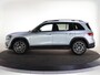 Mercedes-Benz GLB 180 Business Solution AMG | AMG Line Plus pakket | Panoramaschuifdak | Winterpakket | Trekhaak | 20” AMG velgen |