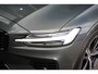 Volvo V60 2.0 T6 Plug-in hybrid AWD Plus Dark | Nieuw en direct leverbaar | Sportstoelen Elektrisch + Geheugen | Harman/Kardon Audio | Stoel + Stuurverwarming | Dodehoeksensoren | Adaptieve Cruise + Pilot Assist | Google Service