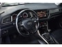 Volkswagen T-Roc 1.0 TSI Style NAP Full Option Panodak, Trekhaak afn., Leder, Camera, Stoelverwarming