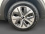 Kia e-Niro ExecutiveLine 64 kWh | Stoelverwarming en koeling | Leder | Camera | Navi