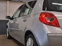 Renault Clio 1.6-16V Initiale + AUTOMAAT + LEDER