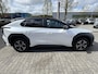 Toyota BZ4X DYNAMIC 71KWH BI-TONE VOORRAAD VOORDEEL!! PANO-DAK STOEL/STUURVERW BLIND-SPOT 360° CAMERA EL-ACHTERKLEP WARMTEPOMP