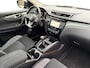 Nissan Qashqai 1.2 N-Connecta Navi , climate , cruise , camera 360 , tel , parkeersensoren , usb , panoramadak .