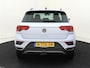 Volkswagen T-Roc 1.0 TSI Style | Trekhaak | Parkeersensoren | Adaptieve cruise control | CarPlay | Navigatie | Lane assist |
