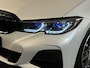 BMW 3-Serie 330e High Executive Edition M Pano/ Memory stoelen/ Laser/ Stuurverwarming/ H&K/ M Sport remmen/ Head- Up/19"