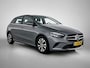 Mercedes-Benz B-klasse 200 Business Solution Plus | Trekhaak | Cruise Control | Inclusief 24 maanden MB Certified garantie voor Europa.