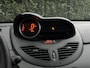 Renault Twingo 1.2 16V Acces NIEUW MODEL, SPOTGOEDKOOP, AIRCO, OPEN DAK