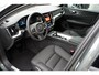 Volvo V60 B4 Automaat Essential Edition | Adaptieve Cruise Control| Trekhaak | Lederen bekleding  | Google Services| 19 inch Lichtmetalen velgen