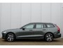 Volvo V60 B4 Automaat Essential Edition | Adaptieve Cruise Control| Trekhaak | Lederen bekleding  | Google Services| 19 inch Lichtmetalen velgen