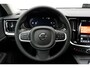 Volvo V60 B4 Automaat Essential Edition | Adaptieve Cruise Control| Trekhaak | Lederen bekleding  | Google Services| 19 inch Lichtmetalen velgen