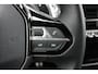 Peugeot 208 Hybrid 100 e-DCS6 GT | Automaat | Navigatie | Camera voor + achter | Apple carplay | 12.000km |