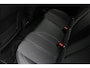 Peugeot 208 Hybrid 100 e-DCS6 GT | Automaat | Navigatie | Camera voor + achter | Apple carplay | 12.000km |