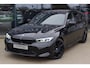 BMW 3-Serie Touring 330e xDrive 293 PK High Executive M-Sport PHEV, Kuipstoelen, Panoramadak, Memory, Head-up