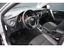 Toyota Auris Touring Sports 1.8 Hybrid Lease Pro - CAMERA - NAVIGATIE - PANORAMADAK - TREKHAAK - PDC