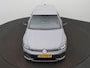 Volkswagen Golf 1.5 eTSI R-Line Edition Automaat - IQ light - Side Assist - Camera - Stoelverwarming