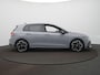Volkswagen Golf 1.5 eTSI R-Line Edition Automaat - IQ light - Side Assist - Camera - Stoelverwarming