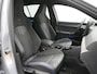 Volkswagen Golf 1.5 eTSI R-Line Edition Automaat - IQ light - Side Assist - Camera - Stoelverwarming