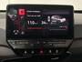 Volkswagen ID.3 Life 58 kWh | Apple CarPlay / Android Auto | Cruise control adaptief | Parkeersensoren | Stoelverwarming |