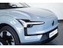 Volvo EX30 Single Motor Extended Range Europa 69kwh | Electrische bedienbare Voorstoelen | Stoelverwarming | Stuurwielverwarming | Google infotainment | Harman Kardon Premium Audio | Parkeercamera | Parkeersensoren voor + achter