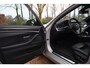 BMW 5-Serie 535i Luxury Edition Aut. | Dodehoekbewaking | HUD | Camera | Elek. Achterklep | Schuif-Kanteldak | NAP | Facelift |