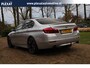 BMW 5-Serie 535i Luxury Edition Aut. | Dodehoekbewaking | HUD | Camera | Elek. Achterklep | Schuif-Kanteldak | NAP | Facelift |