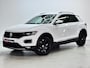 Volkswagen T-Roc 1.5I Sport / Trekhaak / Navi / CarPlay / Black
